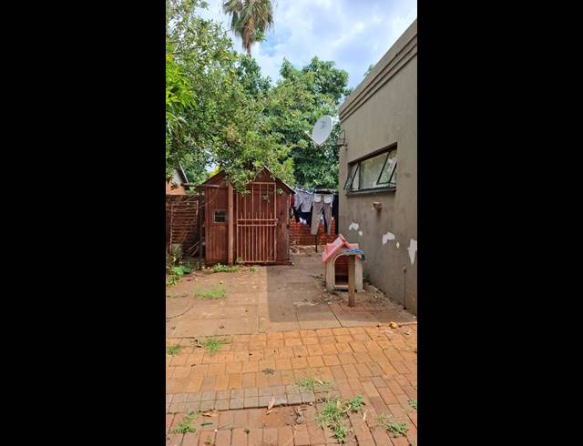 3 BEDROOM HOUSE FOR SALE IN THE ORCHARDS